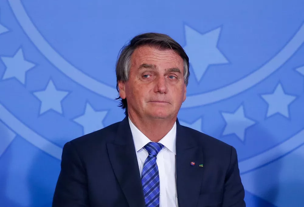 Renda mensal de Jair Bolsonaro: Por que o discurso de escassez não se sustenta?
