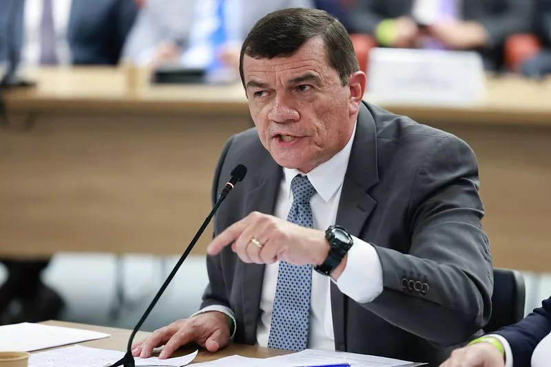 Flávio Sérgio Nogueira diz que alertou Bolsonaro sobre risco de estado de defesa ou sítio