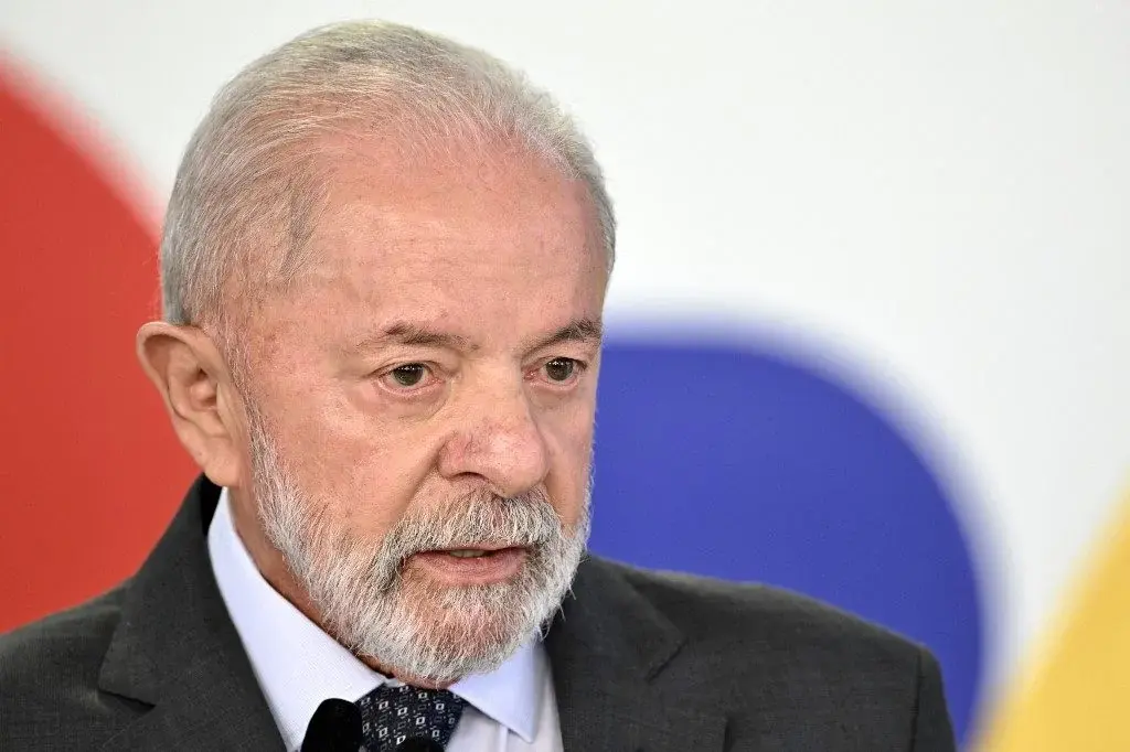Lula decide aplicar Lei da Reciprocidade para revidar tarifas de Trump