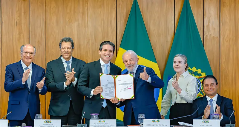Câmara aprova isenção de IR para salários de até R$ 5 mil