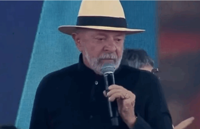 “Essa coisa é o Bolsonaro”, dispara Lula e ainda ironiza Eduardo: “Quase chora!”