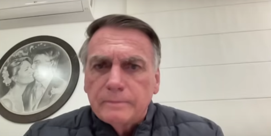 Desespero da fila de pedidos para visitar Bolsonaro expõe influência política sobre Moraes