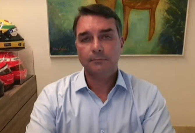 Flávio Bolsonaro em entrevista à CNN