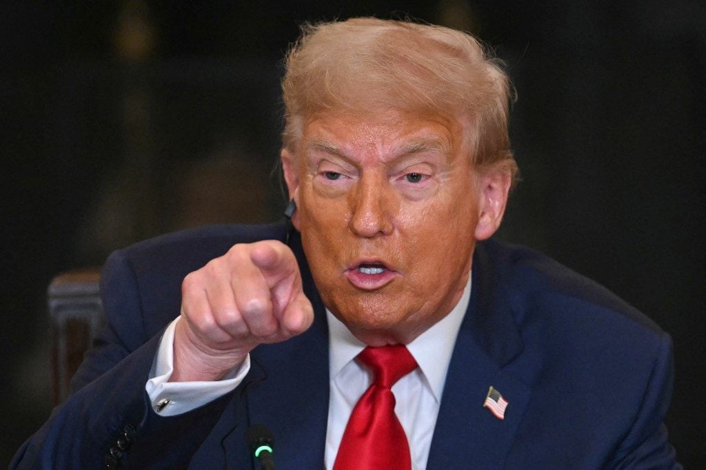 Trump veta negociações e impede esforço do Brasil para reverter “tarifaço”
