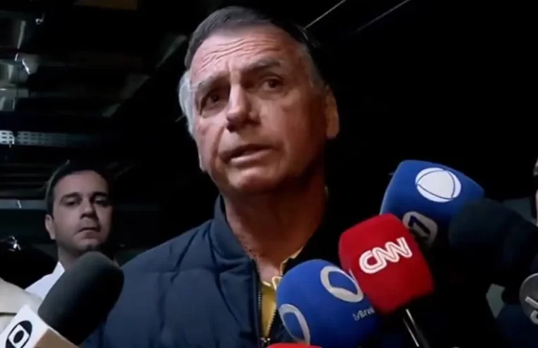 Bolsonaro minimiza US$ 14 mil apreendidos: “quase nada”