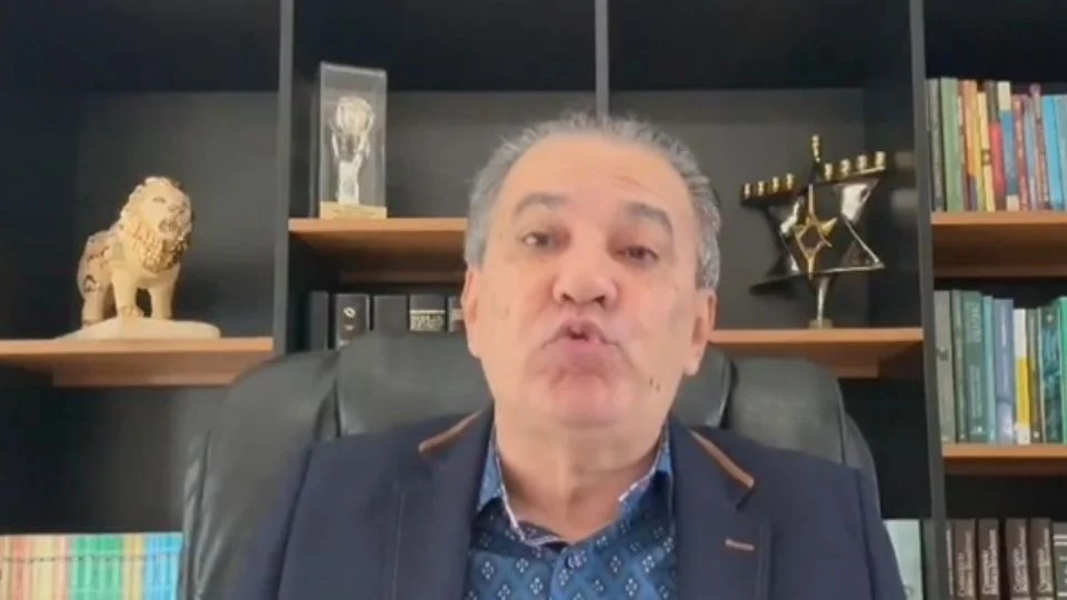 Malafaia viraliza com IA, acusa Moraes de ditador e fatura retórica anti‑Lula