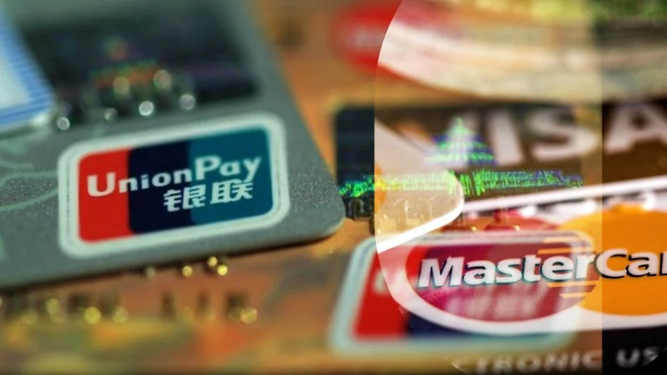 UnionPay chega ao Brasil e rompe hegemonia dos cartões americanos
