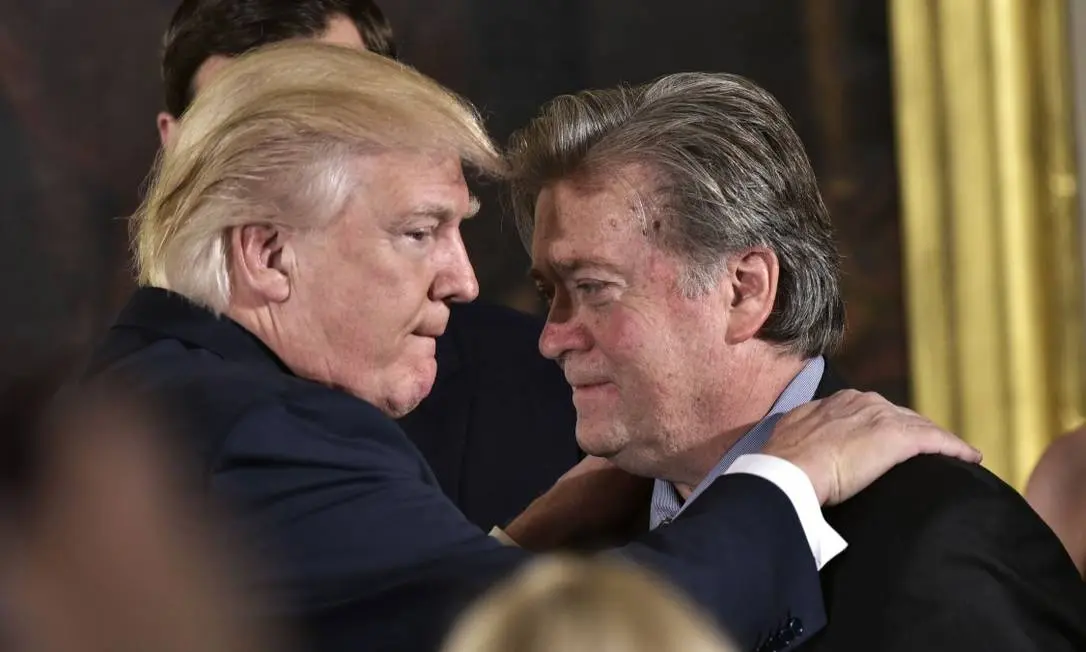 Trump “está aborrecido” e sanção contra Moraes deve sair em semanas, diz Steve Bannon