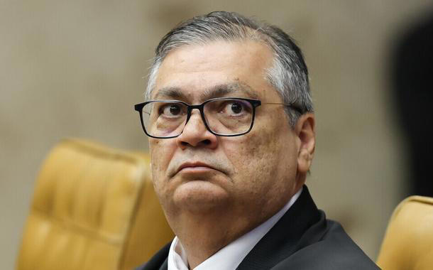 Decisão de Dino protege o STF de pressões externas e reforça soberania