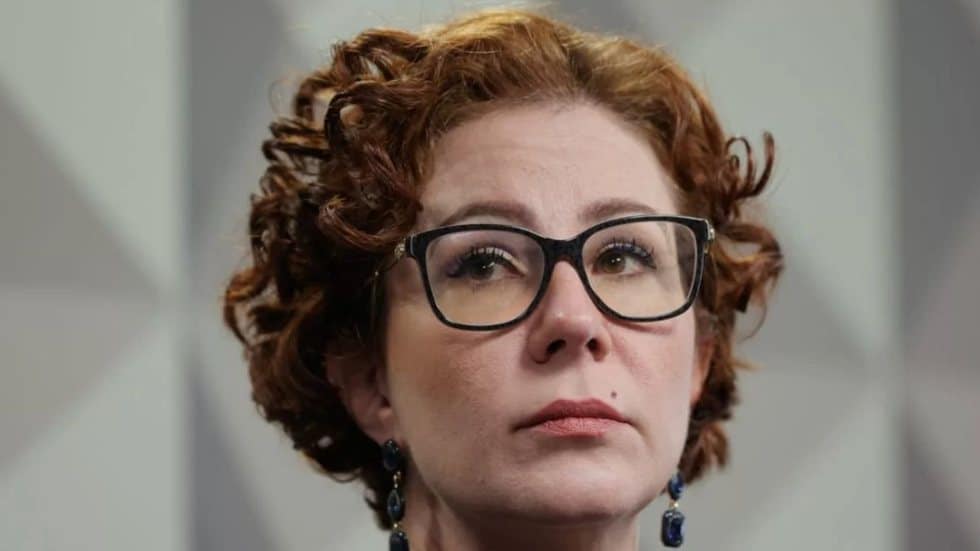Zambelli convoca “ex-assessor de Moraes” e blogueiro foragido como testemunhas em defesa
