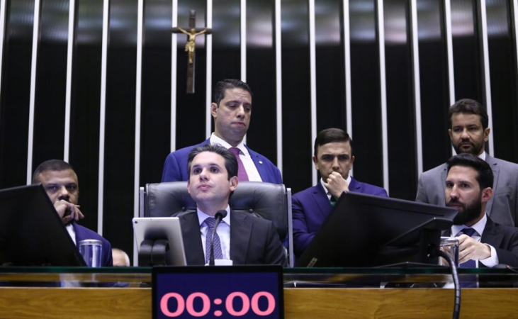 PEC da Blindagem ou PEC do PCC?