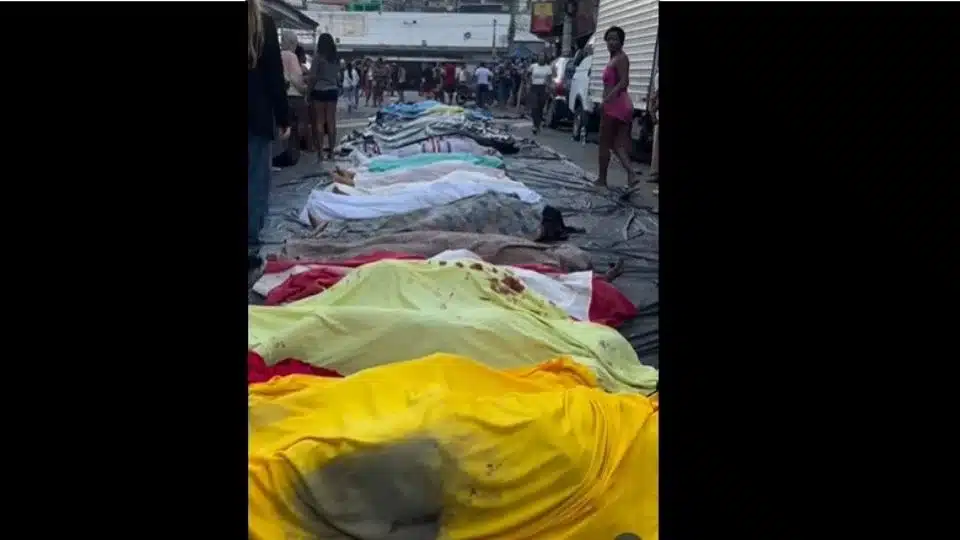 Levantamento aponta: corpos retirados por moradores em operação no RJ podem elevar número oficial de mortos