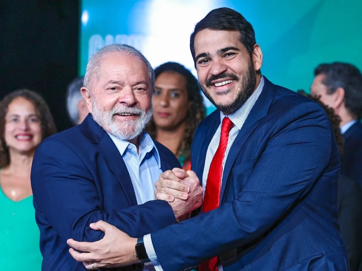 Aliados de Bolsonaro articulam plano desesperado para barrar Jorge Messias no STF