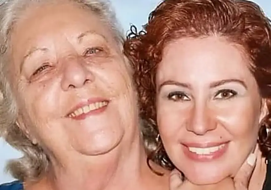 Mãe de Zambelli convoca ato em Roma “pela liberdade” da deputada