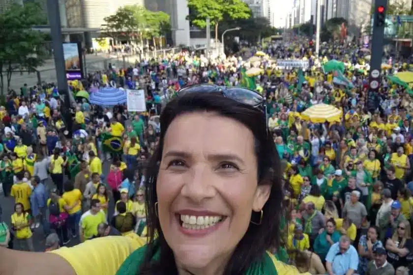 Áudios revelam esquema “30 %+30 %+30 %” de devolução de emendas no PL-SP com vinculação a Valéria Bolsonaro